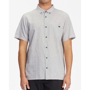 Billabong All Day Short Sleeve Button Down Shirt Mens Small Gray Organic NEW